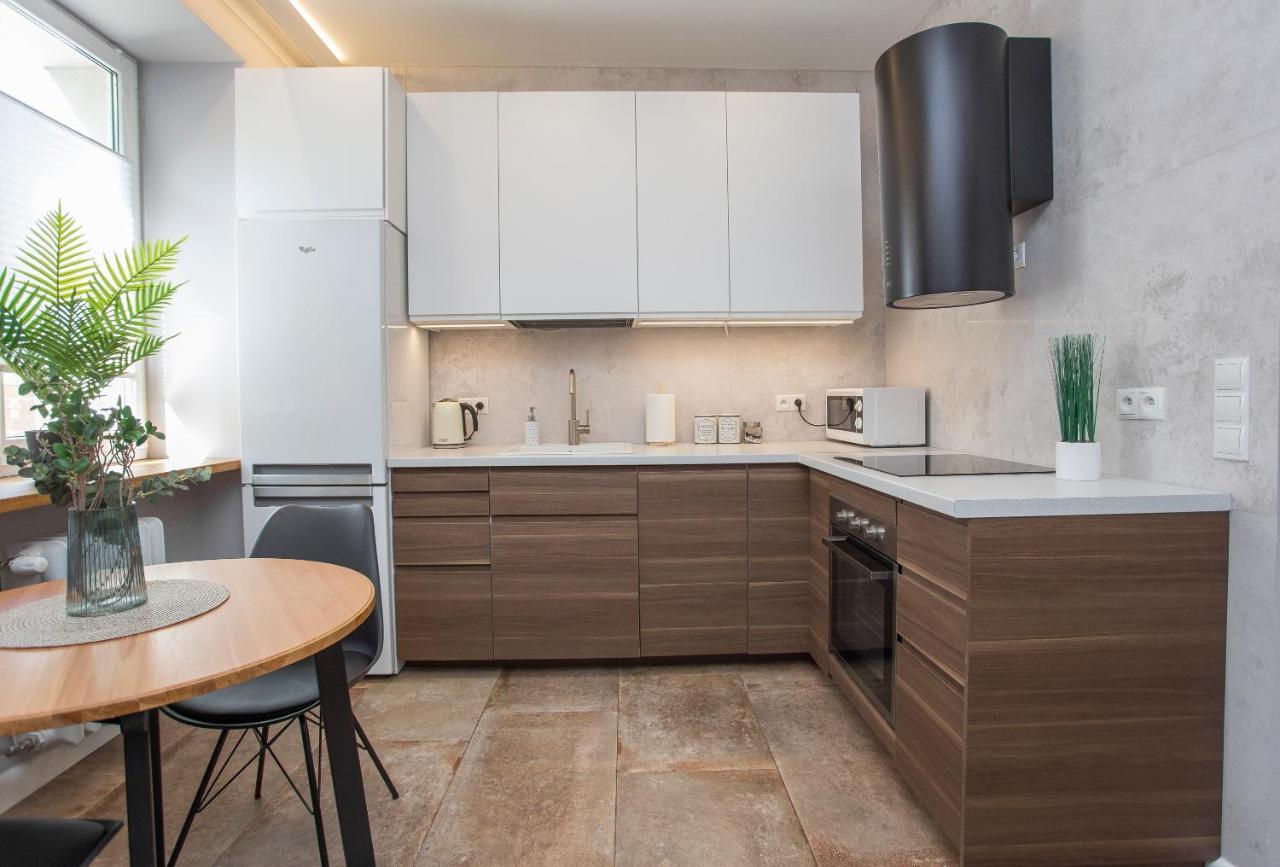 Urban Jungle Apartment In The Heart Of The City Бялисток Екстериор снимка