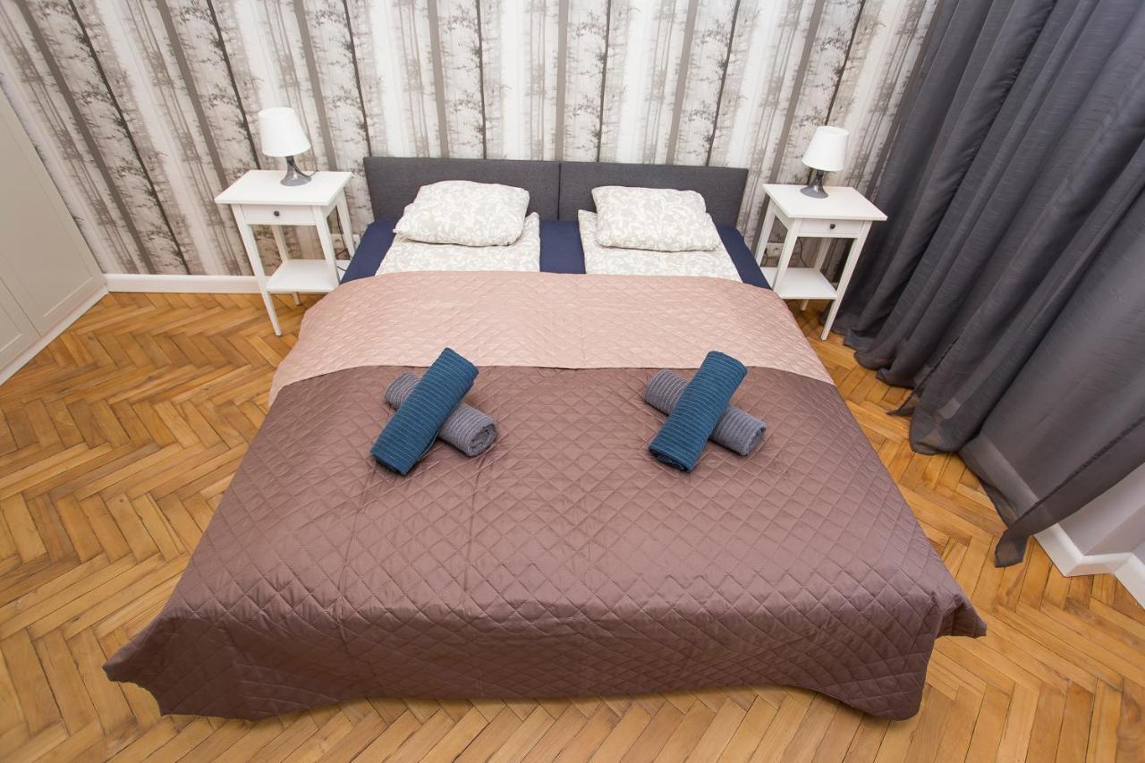 Urban Jungle Apartment In The Heart Of The City Бялисток Екстериор снимка